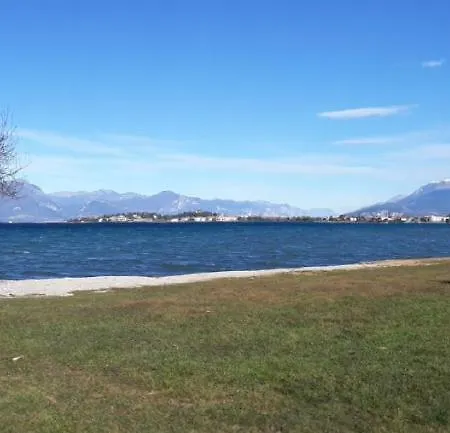 Garda Relax - View アパート